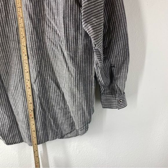 CALVIN KLEIN SPORT mens Button Front Shirt Small grey black striped vintage Y2k - Picture 5 of 7